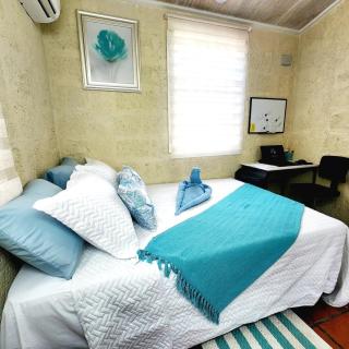 CoralStone Escape near beach and airport with private garden - 2