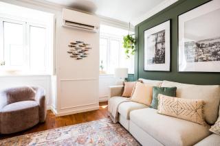 NEW! Luxury 2BR Retreat, 2 Baths, AC, CityCenter - 9