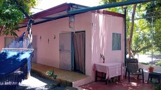 Isi's Guest House - 6