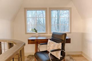 Lake Cumberland Cabin - Spa, Firepit, Scenic Views - 2