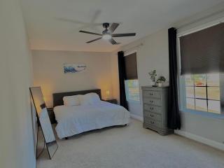 Spacious 4Bdr house 15 Mins From Parris Island and Downtown Beaufort - 3