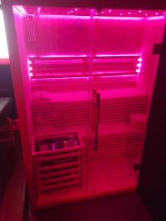 La Cachette Secrete - Love Room à Caen en Normandie avec Balnéo et Sauna Privatif - 7