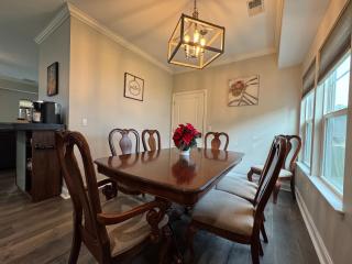 Spacious 4Bdr house 15 Mins From Parris Island and Downtown Beaufort - 4