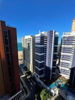 Alta Vista Apartamento - 1min da Praia de Iracema - 1