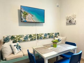 Prime Location at Condado with Rooftop Oasis - Apt 2&3 - 6