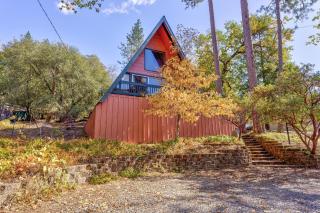 Sugar Pine Haus- A Frame Cabin w/ Hot Tub - 4