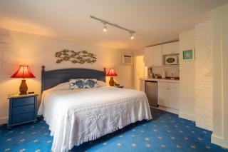 The Winstead Inn - 3