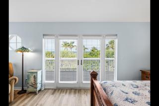 Perfect Placement, A Beautiful Beachfront Home - 9