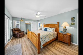 Perfect Placement, A Beautiful Beachfront Home - 4