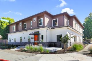 New 2BR1BA Apartment CoLiving Comfort Full3 - 0