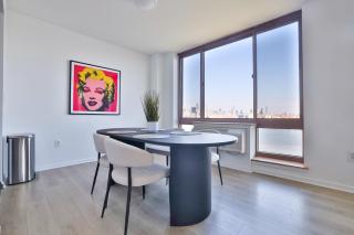 Hudson River waterfront apt w sweeping NYC views - 1