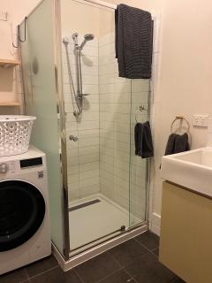 Unique appt 2 Bdrm, Ground level, pets ok - 7