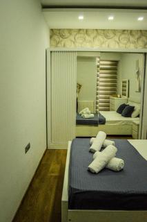 X2 Development Luxury Apartment with Terrace & Panoramic View - 2