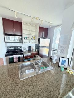 Downtown,FreeParking,Pool,Comfy,OceanMontain View - 7