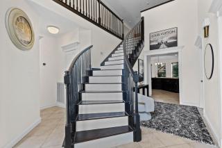 Houston Gem with Soaking Tub near Chateau Nouvelle - 9