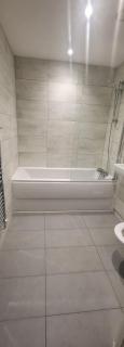 Next to Southall Station - Brand new Apartment Room - 7