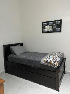 Comfortable Renovated Apartment 2nd Floor - 3