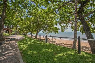 Tide and Seek at Trinity Beach - 5