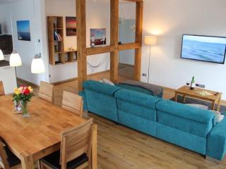 Holiday home with 2 bedrooms - 4