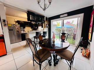 El Sauce, casa zona exclusiva - 2