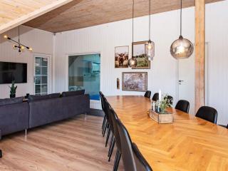 Luxury Retreat with Pool - By Traum Ferienwohnungen - Fanø - 4