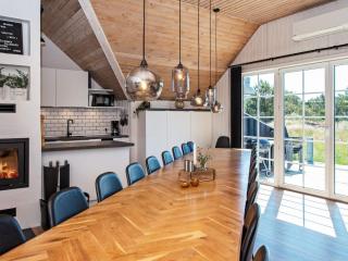 Luxury Retreat with Pool - By Traum Ferienwohnungen - Fanø - 1