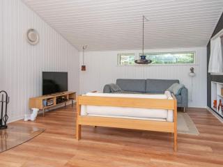 6 person holiday home in Grenaa - Brøndstrup - 8