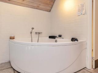 8 person holiday home in Blåvand-By Traum - 6