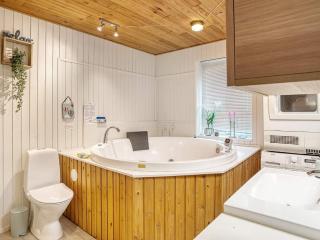 12 person holiday home in Væggerløse - 9