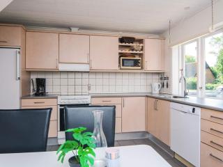 6 person holiday home in Højer - 1