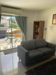 English owned Homestay and Yoga - 2