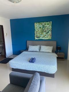 English owned Homestay and Yoga - 0