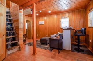 The Cozy Cold Brook Escape - 5