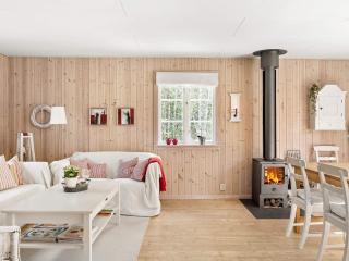 8 person holiday home in SKÅNES FAGERHULT-By Traum - 1