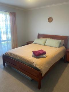 Quiet court easy stroll shops 500 metres from Centro - 5