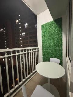 Shore Residences Pool View Room near MOA and NAIA - 8