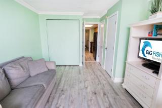 Oceanfront 1BR with Heated Pools, Coral Beach,New! - 3