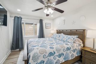 2 Bed Beach Condo #125 - 2