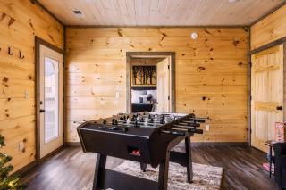 MistyOakCabinTN,2Suites, Hot Tub, Near Dollywood, Parkway, Dog Welcome, Free Parking - 8