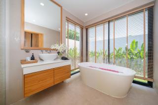 Anchan Villas Phuket - 4 BR Signature Pool Villa by Escape Villas - 8