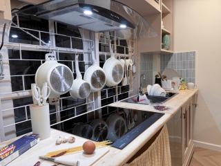 4 Bedroom Rustic Farmhouse Sleep 10 4 Mins walk to MRT - 3
