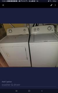 2 Bedroom house with laundry sleeps 4 or more - 4