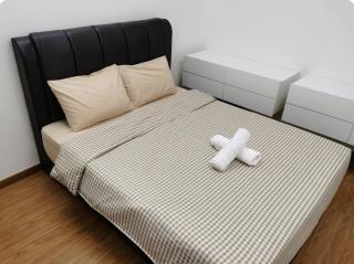 Beacon Exec Suites# Msg Chair#Disney Hotstar - 3