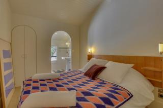 Villa in the pines with pool and AC - 5