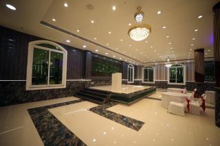 Red Velvet Hotel & Resort - 2