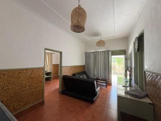 Pantai Hans Villas - 1