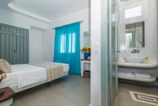 Petini's Place - Fira - 5