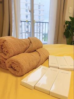 Cozy New Studio with Free Pool- near Airport & Beaches - 5