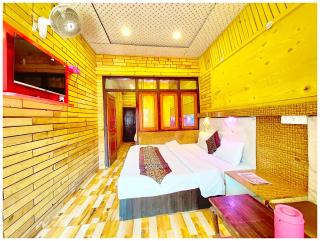 Hotel Lake Naini View - Restaurant &Free Wifi Available - Luxury Collection of Hotels with Spacious Room - Best Lake View Hotel In Nainital - 8