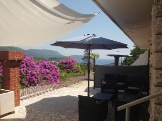 Villa Peragi - Triple Room with Balcony - 4